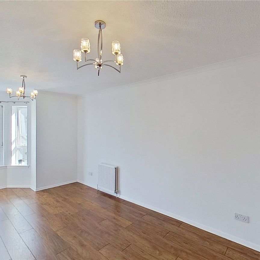 3 bedroom apartment to rent - Photo 1