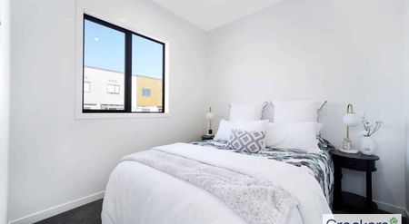 2 bed & 2 lounge - Photo 4