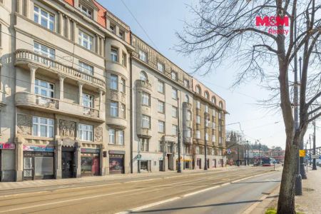 Pronájem bytu 3+1 v Praze, ul. Rašínovo nábřeží - Фото 2