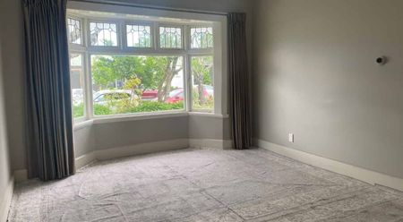 Character and Charm - Photo 3