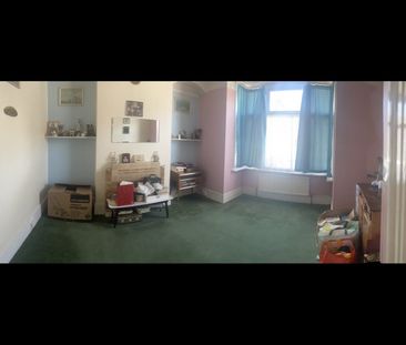 4 Bed Terraced House, St. Johns Road, HA9 - Photo 2