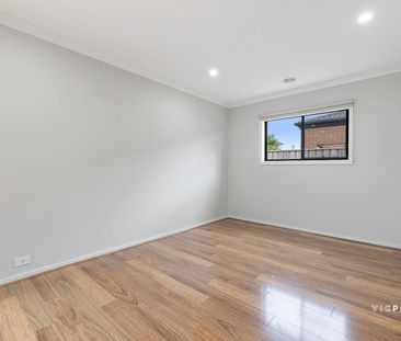 Beautiful Family Home!! - Photo 1