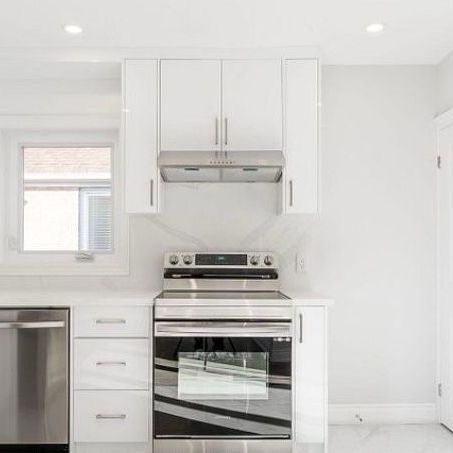 For Lease - 33 Ellington-Main Floor Drive, Toronto, Ontario - Photo 1