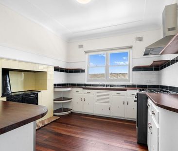 Cardiff South - Photo 2