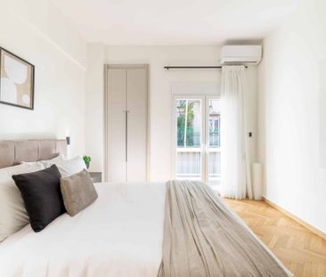 Adorable 2BR Apartment in Neos Kosmos - Photo 3