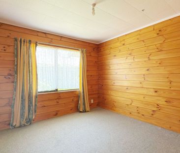 Single level family home in Pakuranga Height - Photo 4