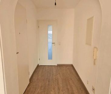 Helle, komplett renovierte 3-Zimmer-Wohnung - Foto 1