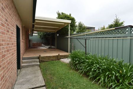 “Bright 3-bedroom home in peaceful cul-de-sac” - Photo 4