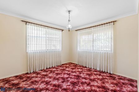 Location! Location! Location! - Photo 4