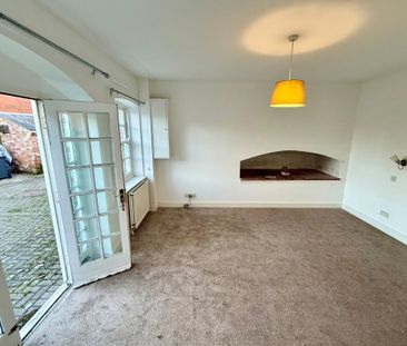 1 Bedroom Flat / Apartment - Bank Street, Bishops Waltham - Photo 6