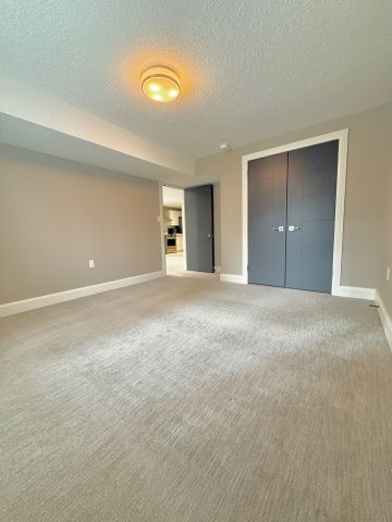 For Lease - 353 Colborne Street, Centre Wellington, Ontario - Photo 4