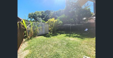 2 Bedroom Semi House for Rent - Photo 4