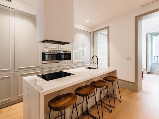 Excellent 2 Bedroom apartment for rent in Chueca - Justicia, Madrid - Photo 1