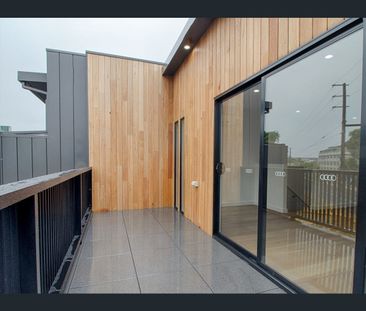 Beautiful property great location - Photo 5