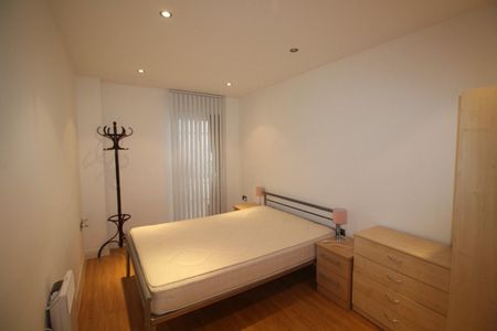 1 bedroom House To Let - Photo 3