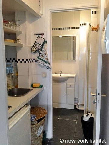 Logement à Paris, Location meublée - Studio T1 - Place de Wagram - Ternes (PA-4406) - Photo 2