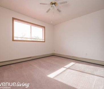 Classic Suite - 2 Bedroom - Photo 4