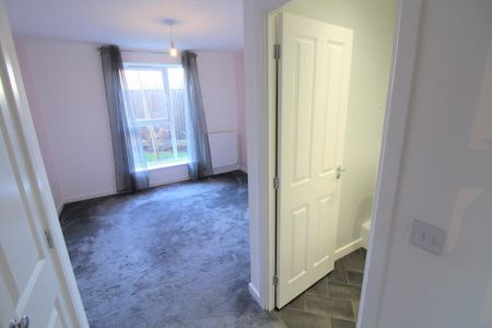2 bedroom apartment to rent - Photo 4