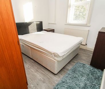Student Property, Bournemouth - Photo 3