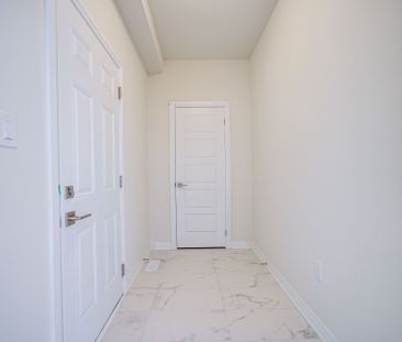 For Lease - 3045 Sandy Acres, Severn, Ontario - Photo 6