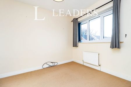 3 bedroom house to rent Housesteads Drive, Hoole, Chester, CH2 - Photo 4