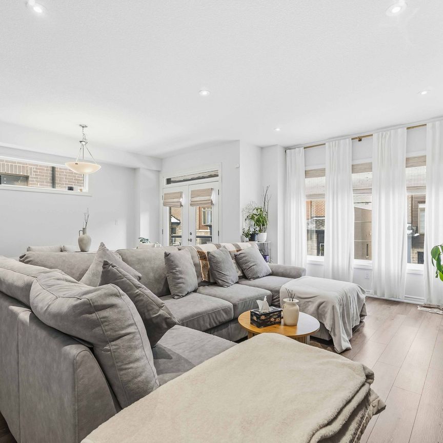 For Lease - 61 Soho Street Unit# 139, Hamilton, Ontario - Photo 1