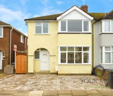 3 bedroom end of terrace house to rent - Photo 1