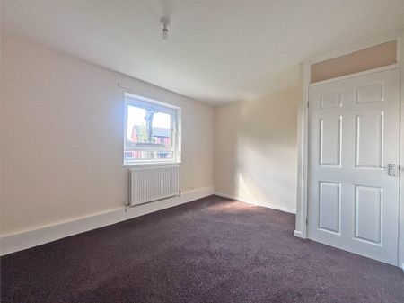 Burnsall Grove, Oldham - Photo 4