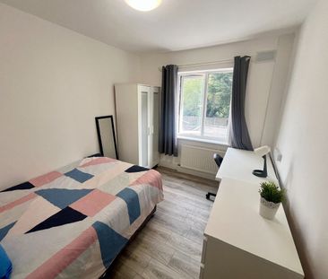 Room in a Shared Flat, Beeston Road, NG7 - Photo 5