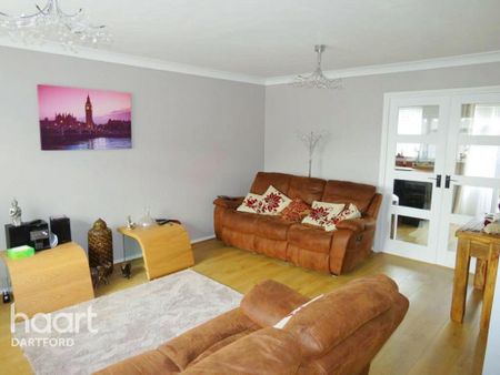 3 bedroom terraced house to rent - Photo 3