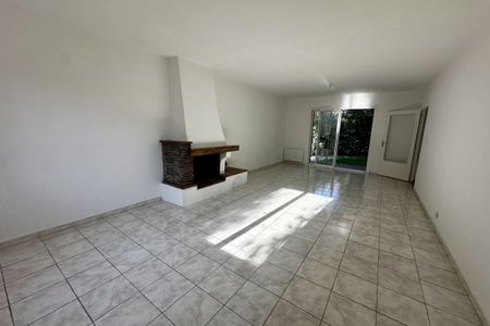 Villa T4 - LA CRAU - Photo 2