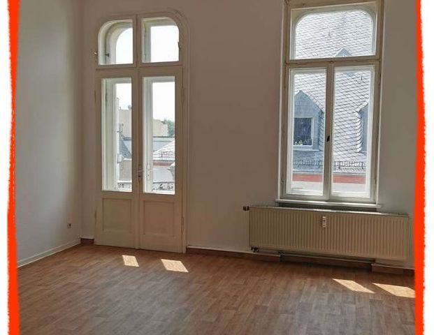 3-Zimmer-Altbauwohnung mit EINBAUKÜCHE mitten in der Zwickauer CITY - Photo 1