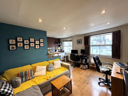 1 bedroom flat to rent - Photo 5