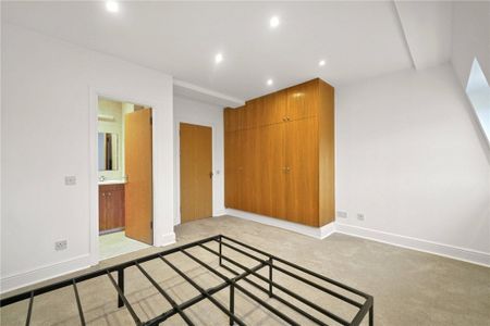 Cromwell Road - Photo 3