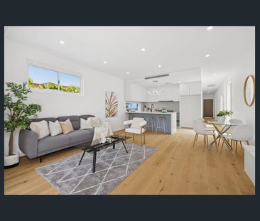 NEWLY REFURBISHED FAMILY HOME IN GREAT LOCATION - Photo 1