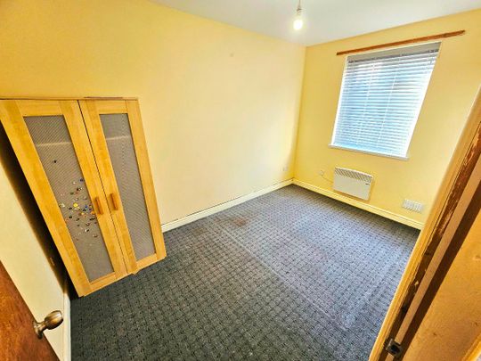 Broom Lane, Levenshulme, Manchester, M19 - Photo 1