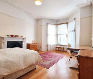 7 bedroom semi-detached house to rent - Photo 4