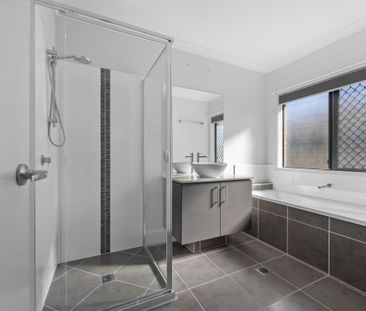 16 Kinkajou Street, Deebing Heights QLD 4306 - House For Rent | Domain - Photo 6