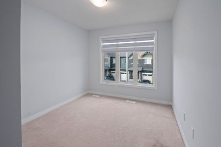 For Lease - 153 Overberg Way, Kanata, Ontario - Photo 2