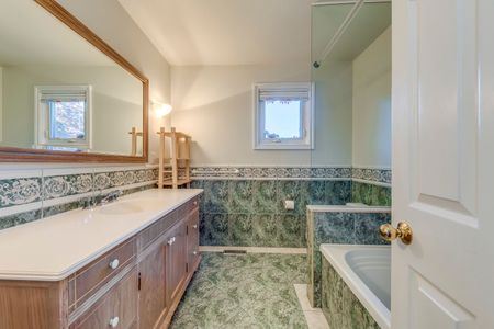 For Lease - 1322 Roseberry Crescent, Oakville, Ontario - Photo 5