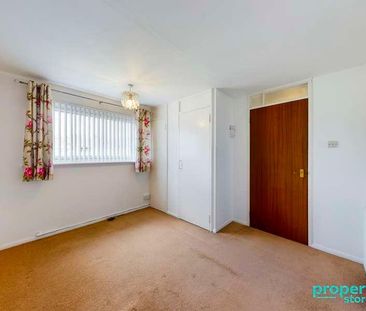 Alison Lea, East Kilbride, South Lanarkshire, G74 - Photo 4