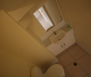 3/24 Brisbane Street, St Lucia QLD 4067 - Townhouse For Rent | Domain - Photo 6