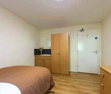 Bronze 2 Bed Apartment - Photo 5