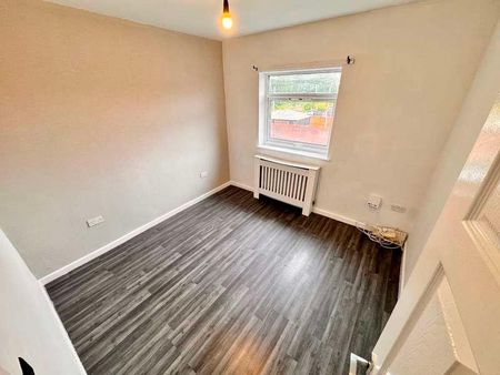 Poplar Street, Golborne Warrington, WA3 - Photo 3