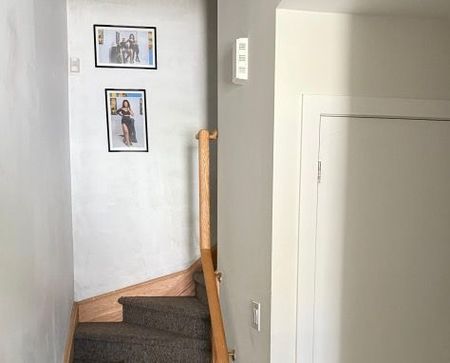 For Lease - 590 N Service Road Unit# 132, Hamilton, Ontario - Photo 4