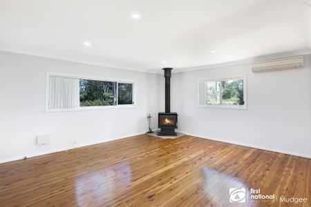 BEAUTIFULLY RENOVATED HOME IN SOUGHT-AFTER EAST MUDGEE - Photo 2
