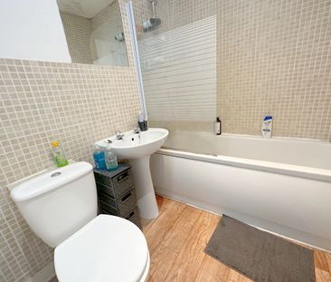 2 Bedroom Flat - Photo 5