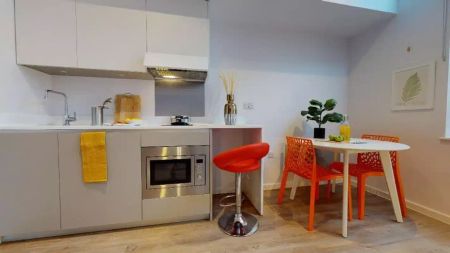 Gold Studio - Photo 3