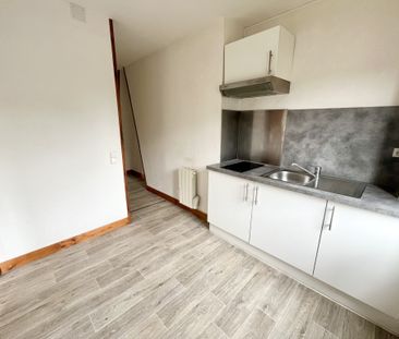 Location Appartement 2 pièces 49m² CLERMONT 60600 - Photo 2