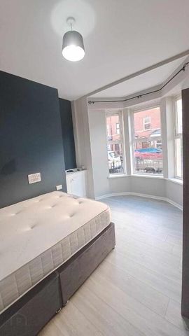 Room 1, 13 Lothair Avenue, Belfast, BT15 2HU - Photo 4